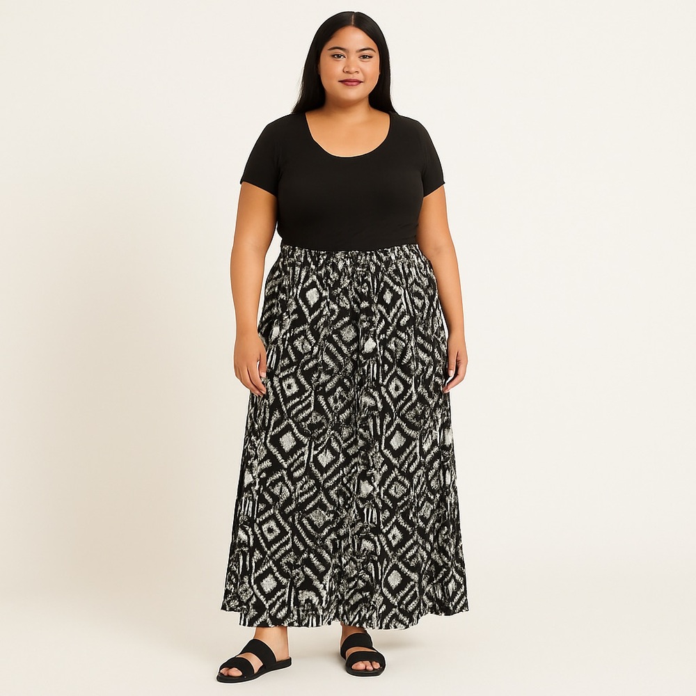 MAGIC Black White Geometric Tribal Print Pull-On Maxi Skirt Elastic Waist 1X